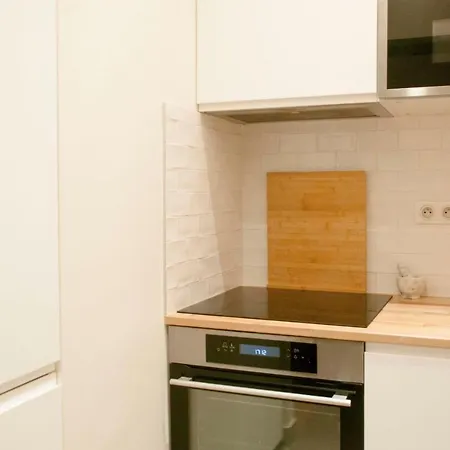 50M With Wifi At 5 Mn From The Boulevard Apartment *